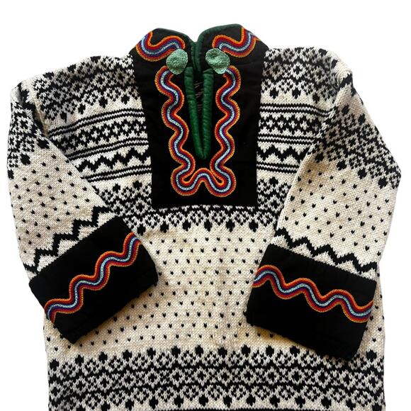 Hand-Knit Vintage Norwegian Lusekofte Wool Jumper | Black White Nordic FairIsle - Picture 4 of 12